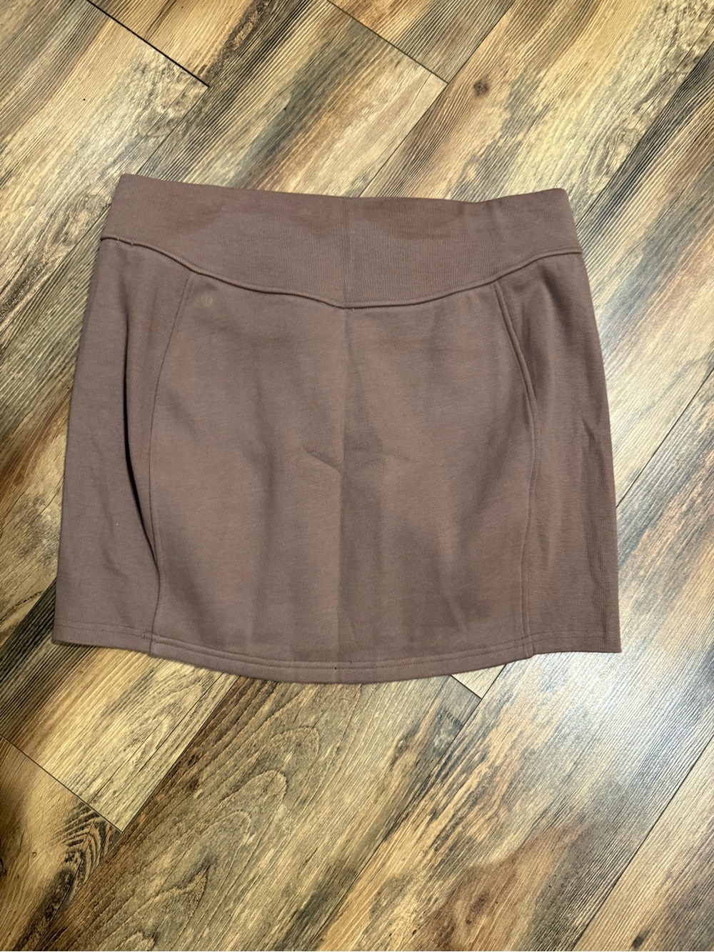 Lululemon Scuba HR Mini Skirt Taupetastic - Picture 7 of 10
